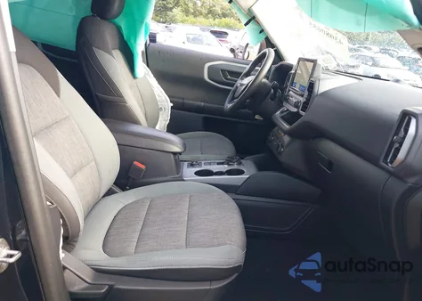 2022 Ford Bronco Sport Big Bend z USA, uszkodzony, nr VIN 3FMCR9B62NRD03597